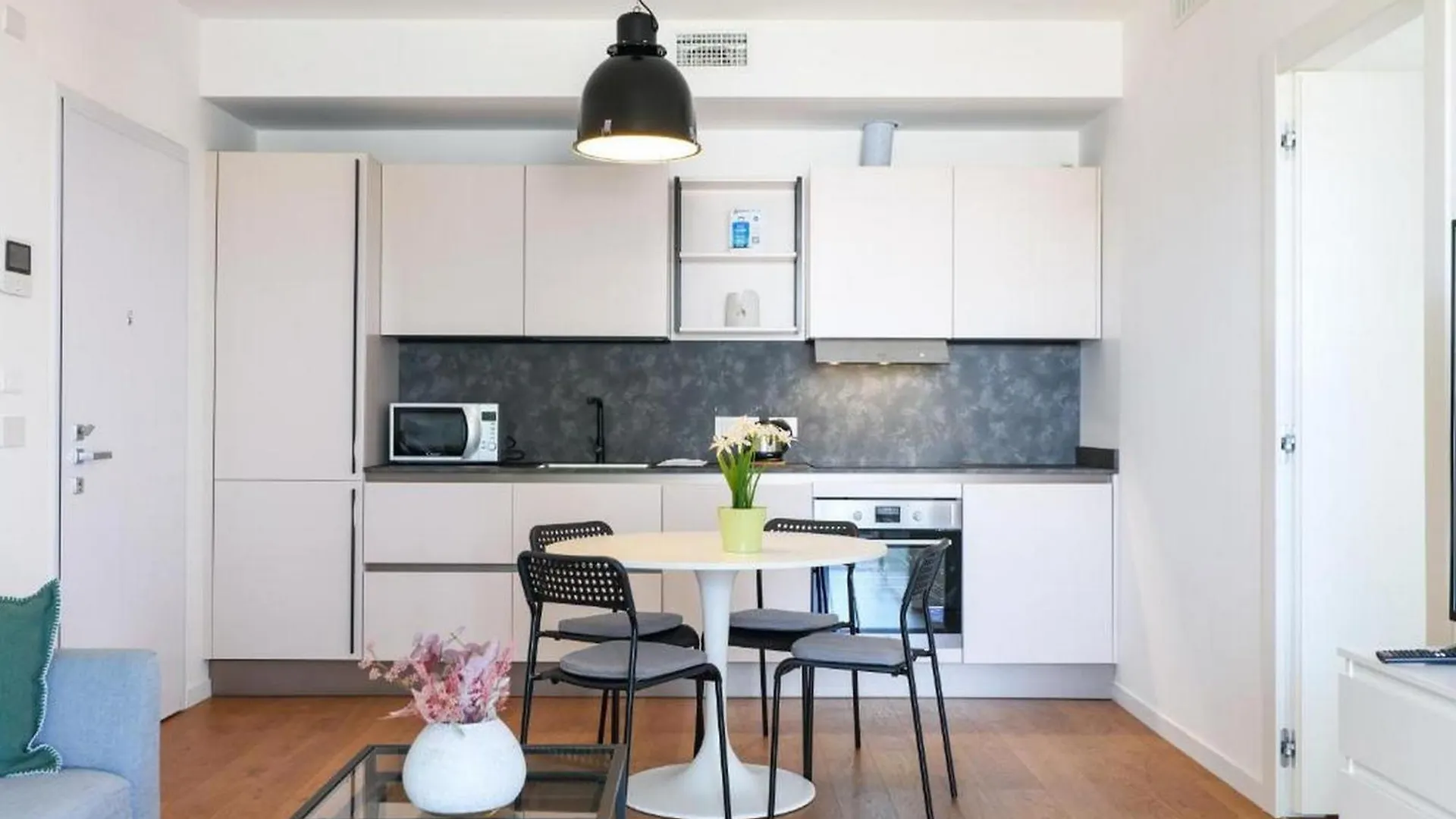 Lovely Terrace Apartment - Porta Romana District Milan 0*,  Italy