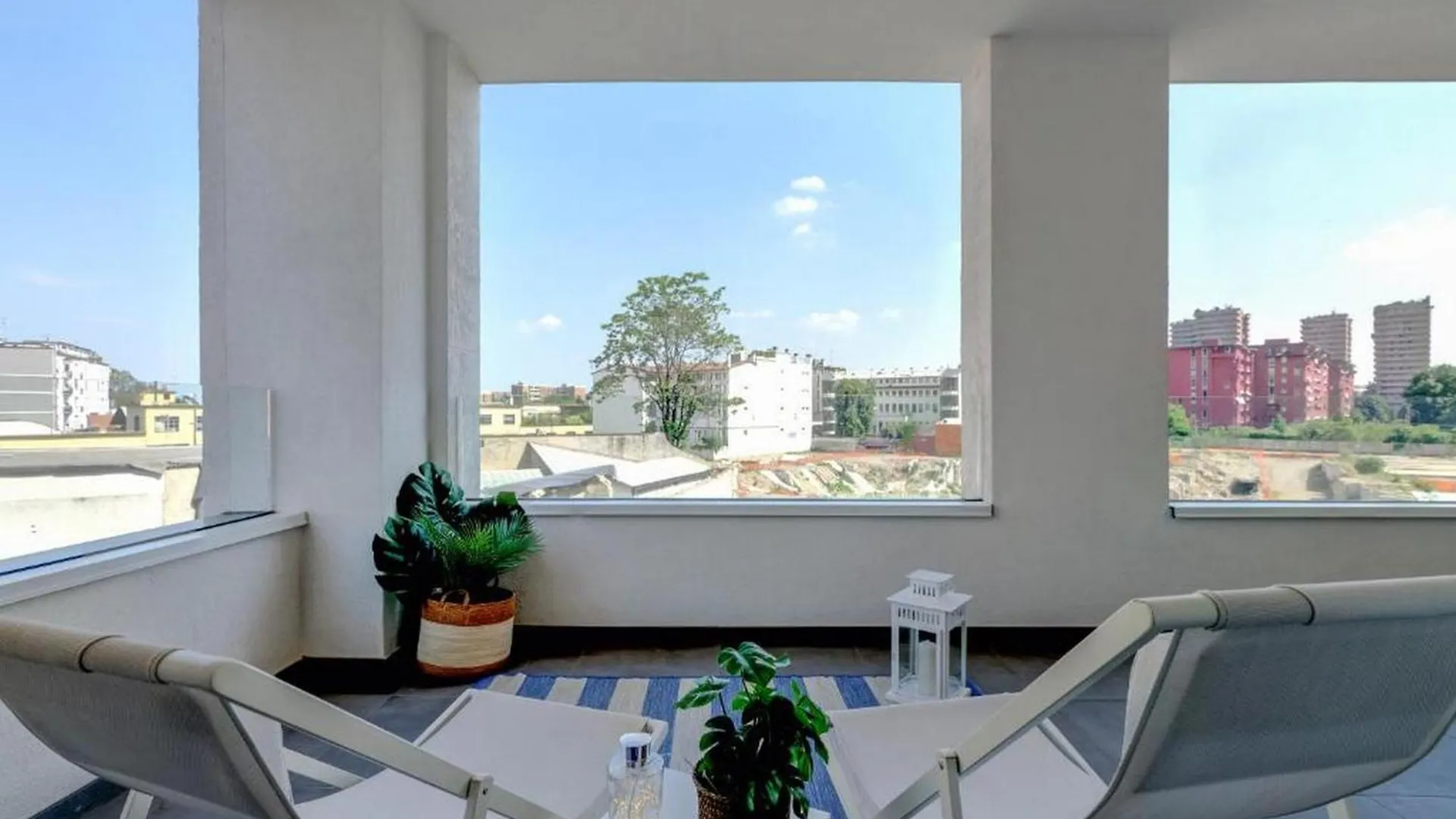 Lovely Terrace Apartment - Porta Romana District Milan