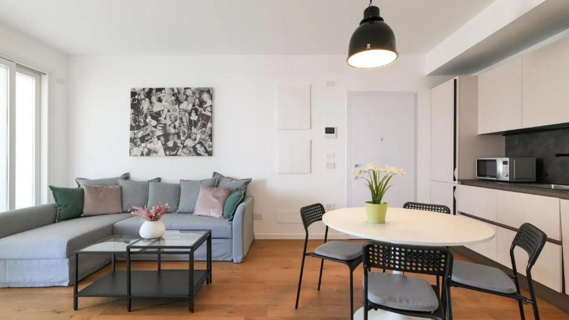 Lovely Terrace Apartment - Porta Romana District Milan